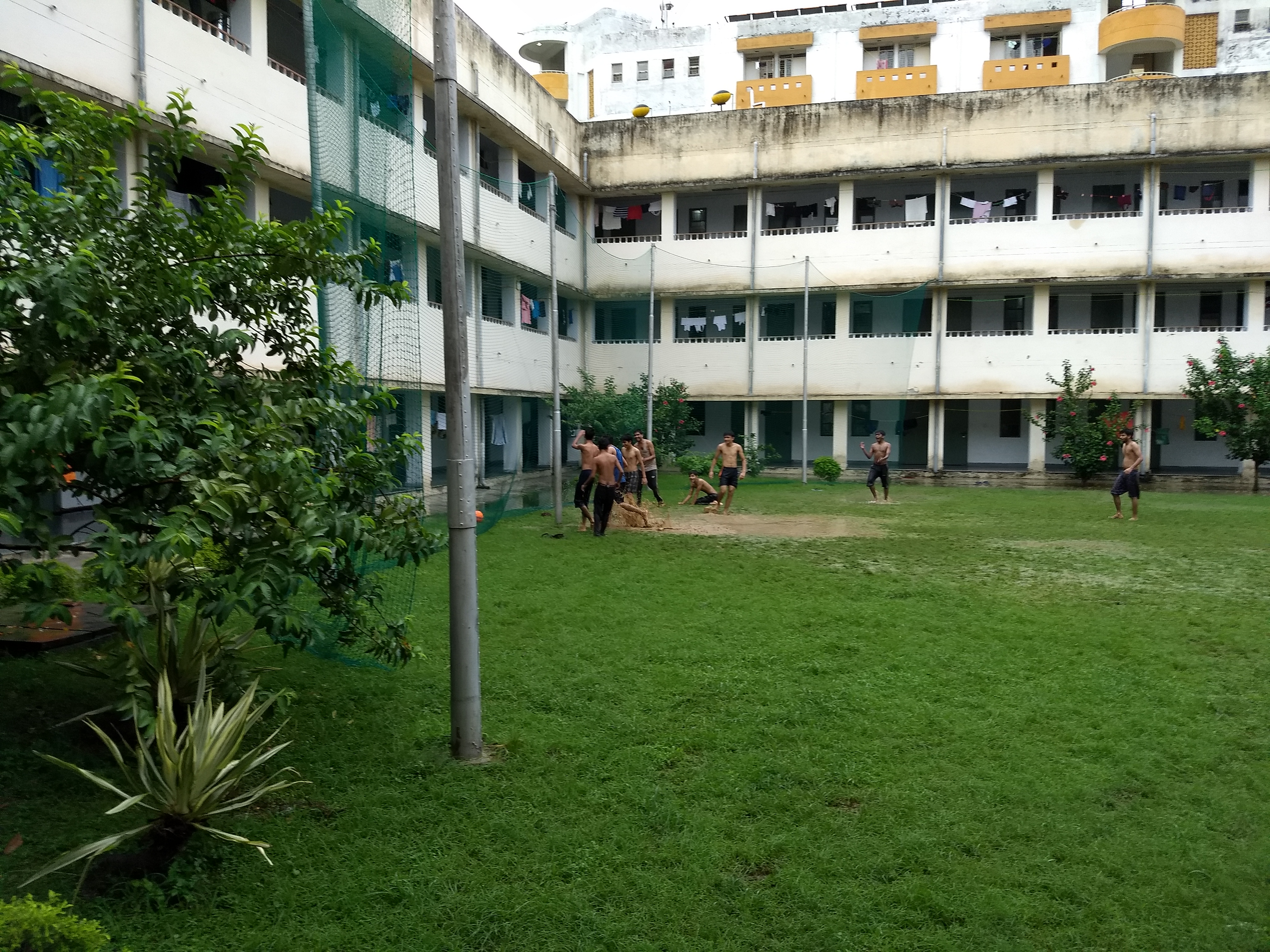 garden b-block 2